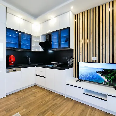 Bay View Balcony- Luxury With Free Parking Vlorë