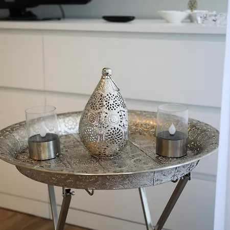Apartment Bay View Balcony- Luxury With Free Parking *