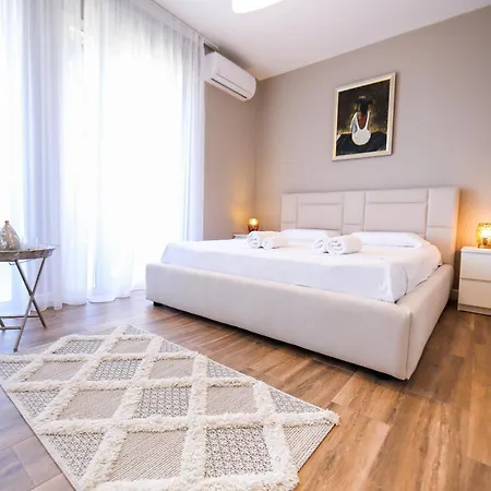 Appartamento Bay View Balcony- Luxury With Free Parking Vlorë