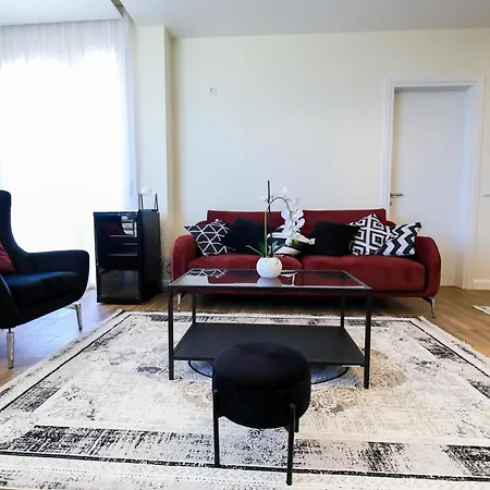 Bay View Balcony- Luxury With Free Parking Apartment Vlore