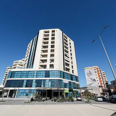 Bay View Balcony- Luxury With Free Parking Vlorë