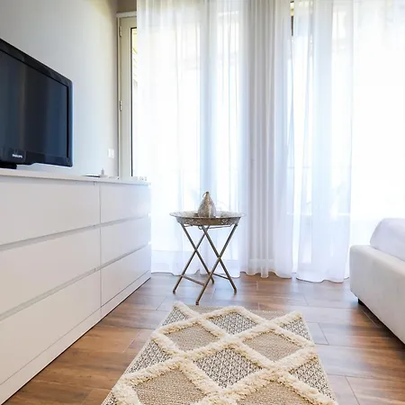 Διαμέρισμα Bay View Balcony- Luxury With Free Parking *