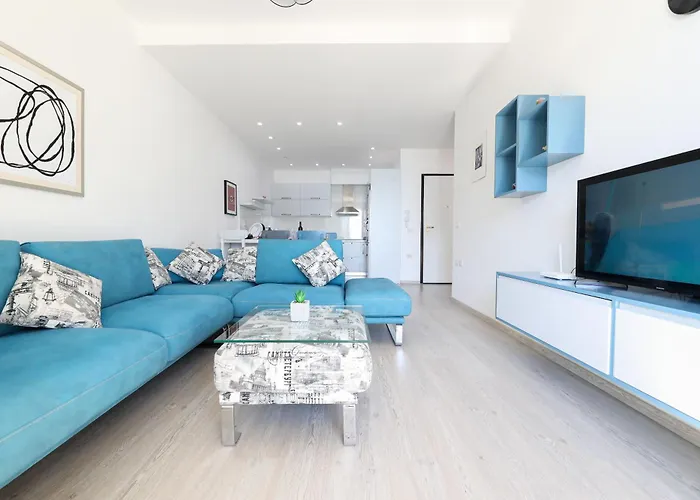 Bay View Balcony- Luxury With Free Parking Vlorë